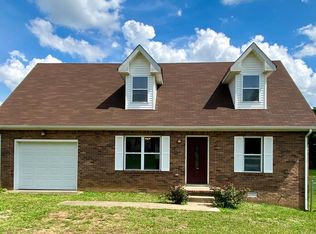1025 Poppy Seed Dr, Oak Grove, KY 42262