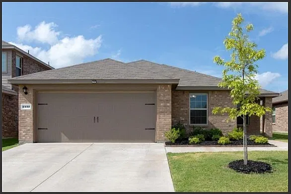 4 bed, 1850 sqft, $1,899 — Photo 2