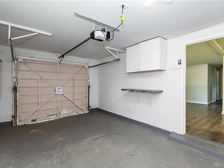 4517 Winchester Dr — Photo 23