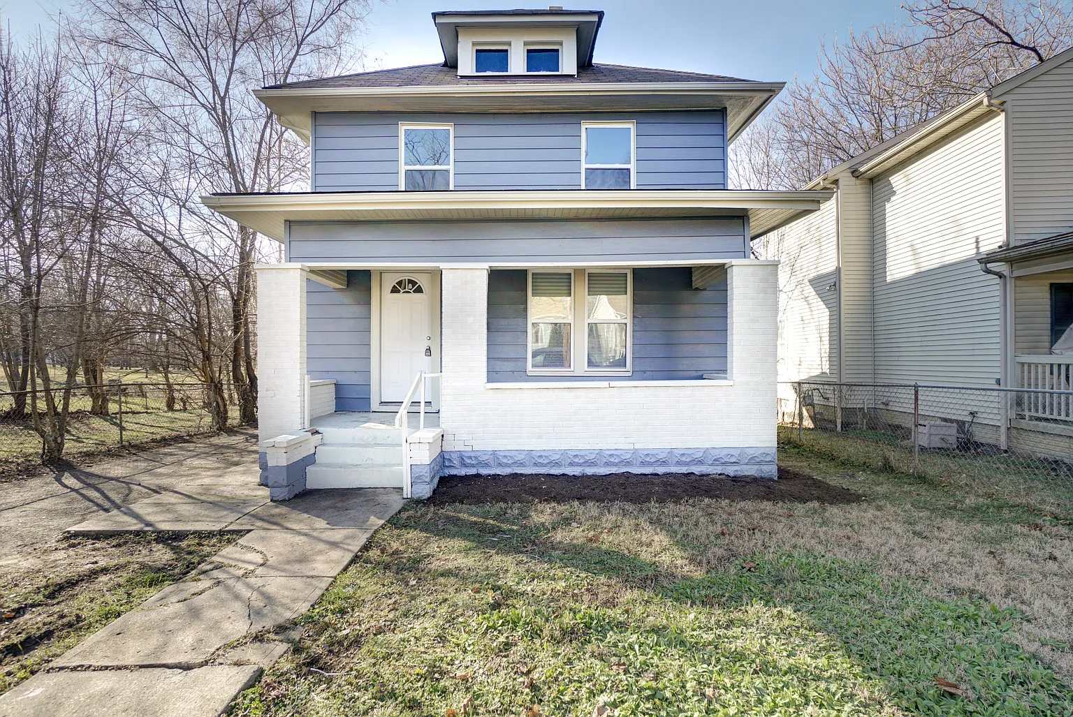 145 Lechner Ave photo 1