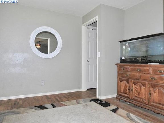 5th image of 6211 W Willamette Ave