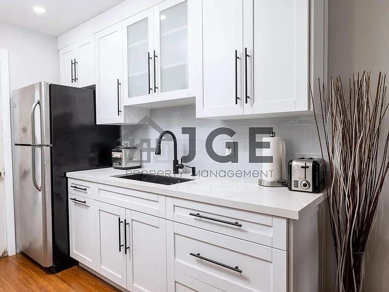 270 NE 191st St #103 — Photo 10
