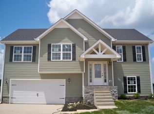 2334 Button Dr, Clarksville, TN 37040