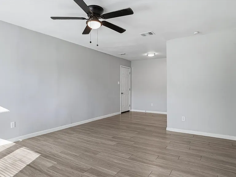 600 Martin Luther King Jr Blvd — Photo 2