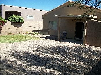 3rd image of 316 E Calle Criba