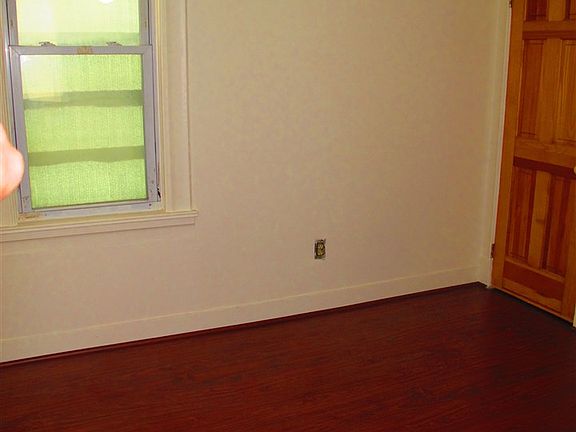 3rd image of 156 Glenwood Ave #1
