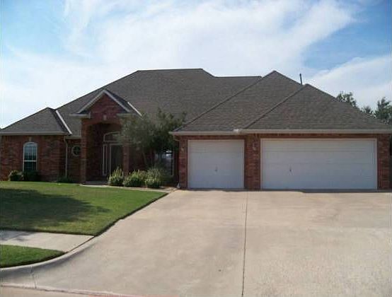 1st image of 1717 Lancaster Dr