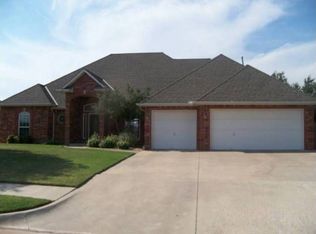 1717 Lancaster Dr, Edmond, OK 73012