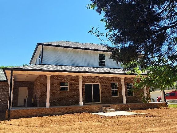 4th image of 36 Emory Dr