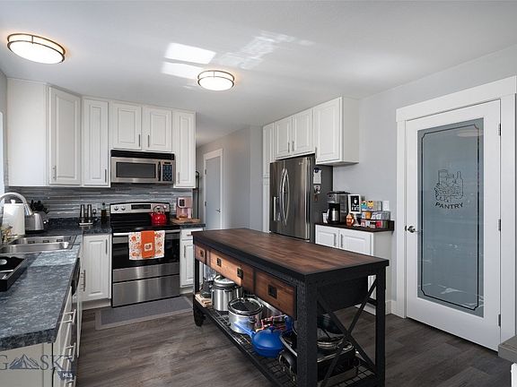 2nd image of 69 Prairie Dr