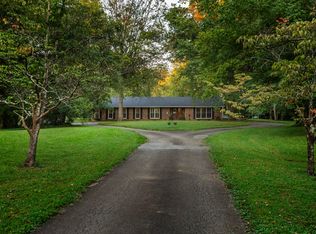 217 Wood Rd, Lyndon, KY 40222