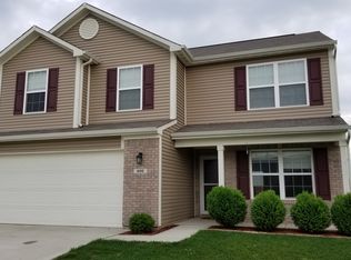 406 Shadetree Ln, Sheridan, IN 46069
