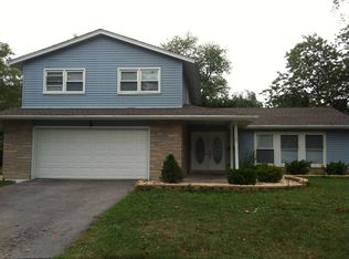 17707 Grandview Dr, Hazel Crest, IL 60429