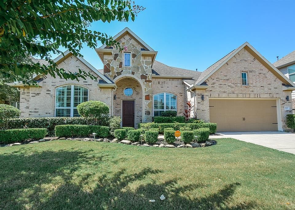 1st image of 28011 Nobbe Hollow Dr
