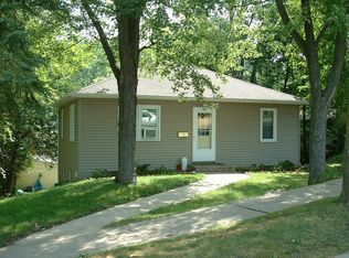 1421 12th St, Red Wing, MN 55066