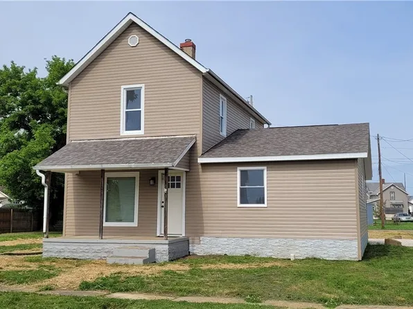 424 Tuscarawas Ave, Newcomerstown, OH 43832