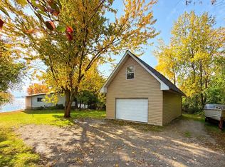 18 Lakeview Blvd, Kawartha Lakes, ON K0M 2C0