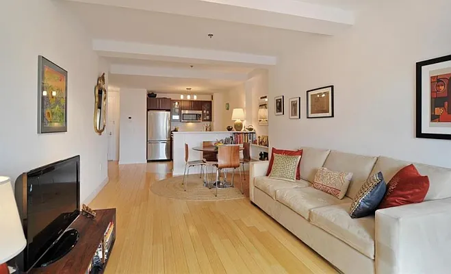 Rented by Compass | media 9