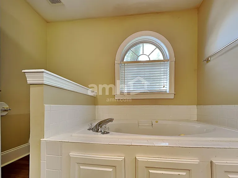 6504 Professor St — Photo 15