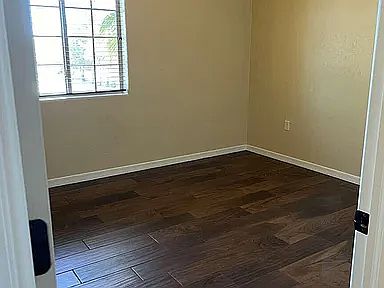 3rd image of 1320 Avenida De Mesilla #221B