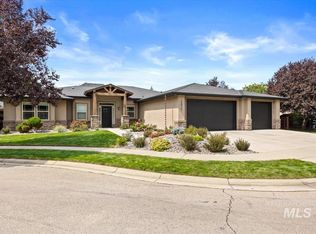 5831 N Saguaro Hills Pl, Meridian, ID 83642