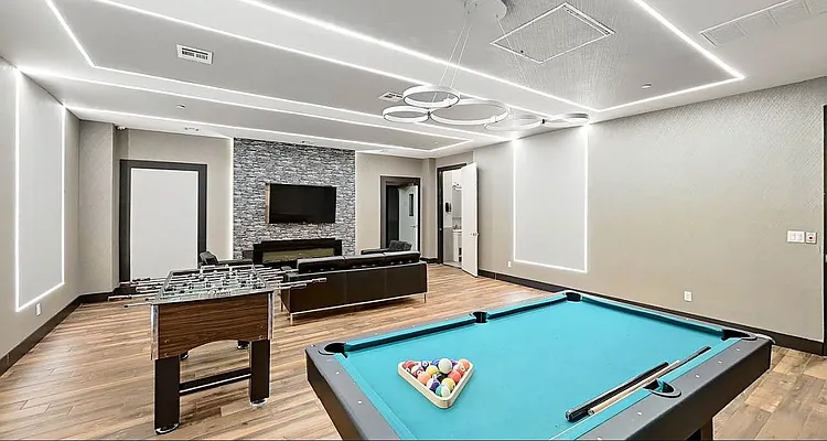Rented by Brooklyn Group | media 11