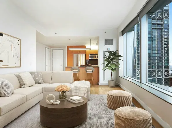 8 Spruce St, New York, NY