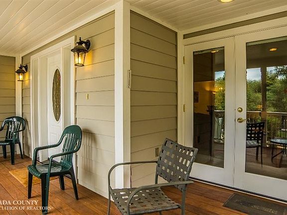 3rd image of 16242 Dry Creek Ln