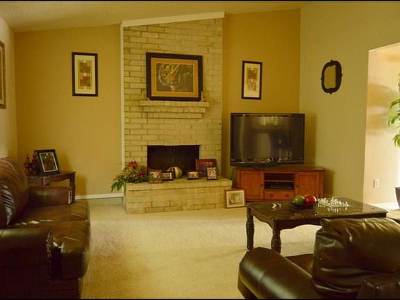2nd image of 3509 Manchester Dr