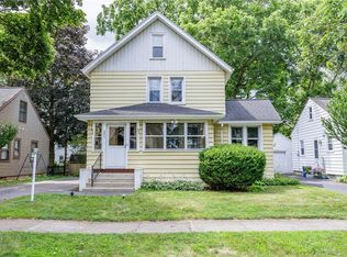 301 Tarrington Rd, Rochester, NY 14609