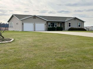 W4791 Pembridge Trl, Monroe, WI 53566