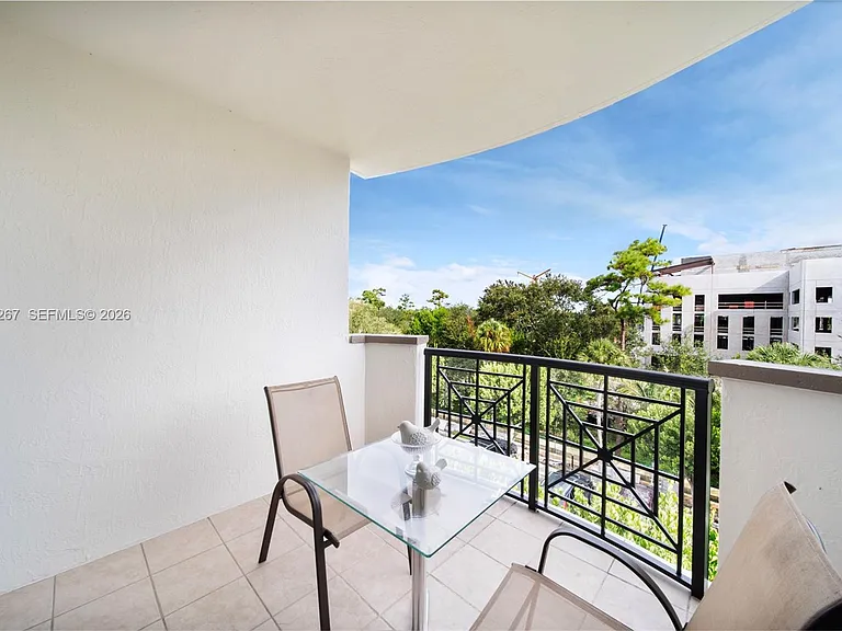 9021 SW 94th St #310 — Photo 35