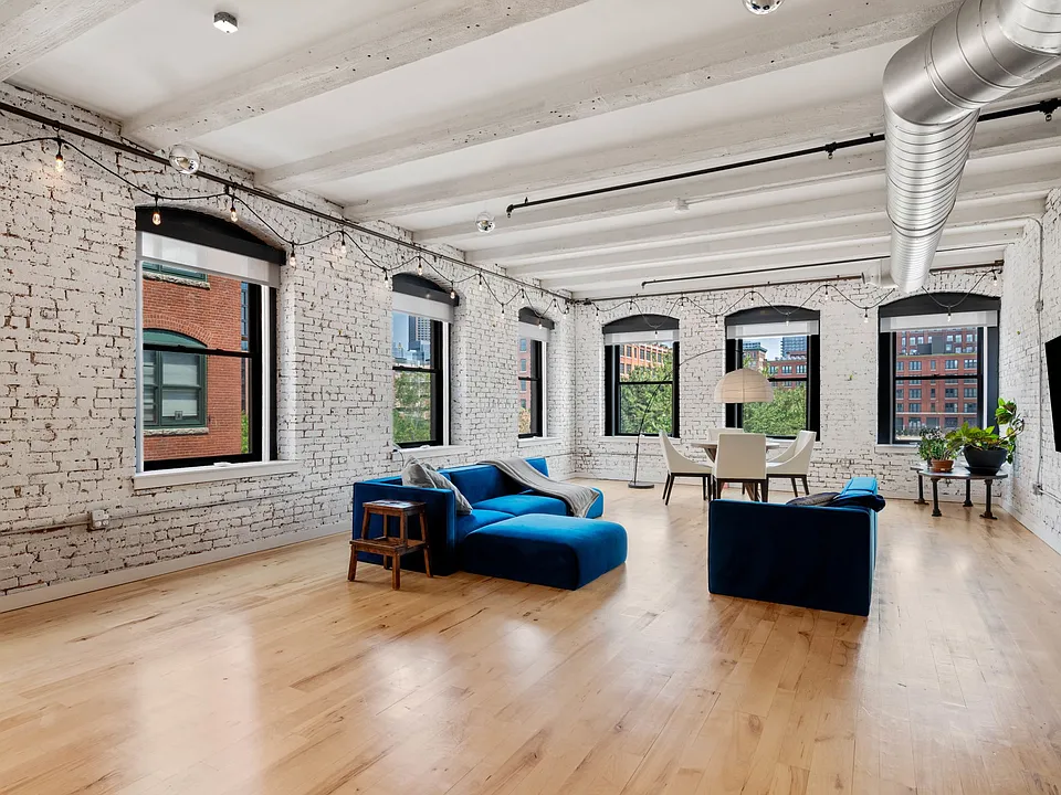 21 Wormwood St #315