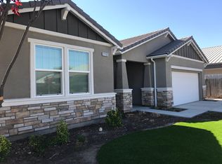 2155 N Lindsay Ct, Visalia, CA 93291
