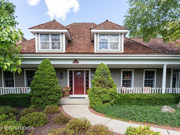 3rd image of 5611 Shadow Brook Ct