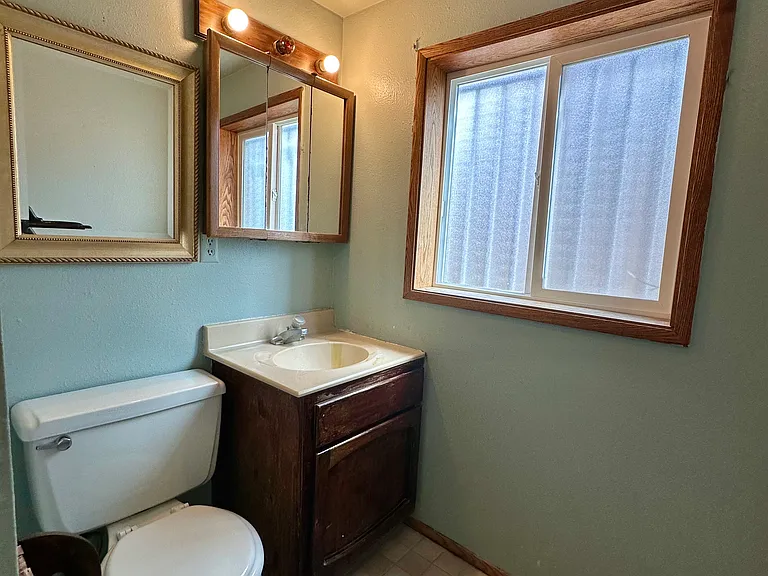 1409 NW Portland Ave — Photo 13