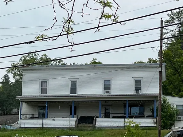 390 Lafayette Street, St. Johnsbury, VT 05819