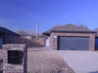 2727 E 27th St N, Tulsa, OK 74110