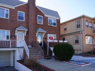 8902 75th Ave, Ridgewood, NY 11385