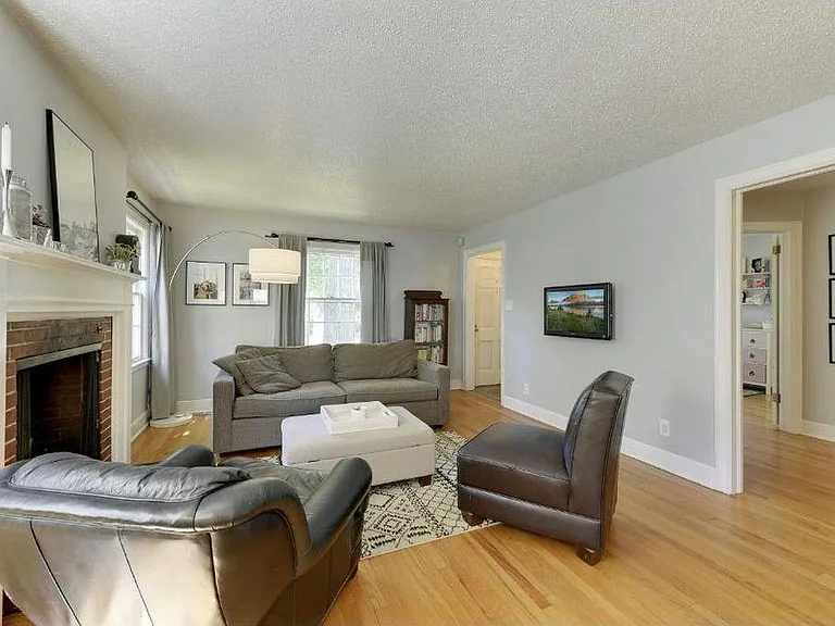 2747 Toledo Ave S — Photo 4