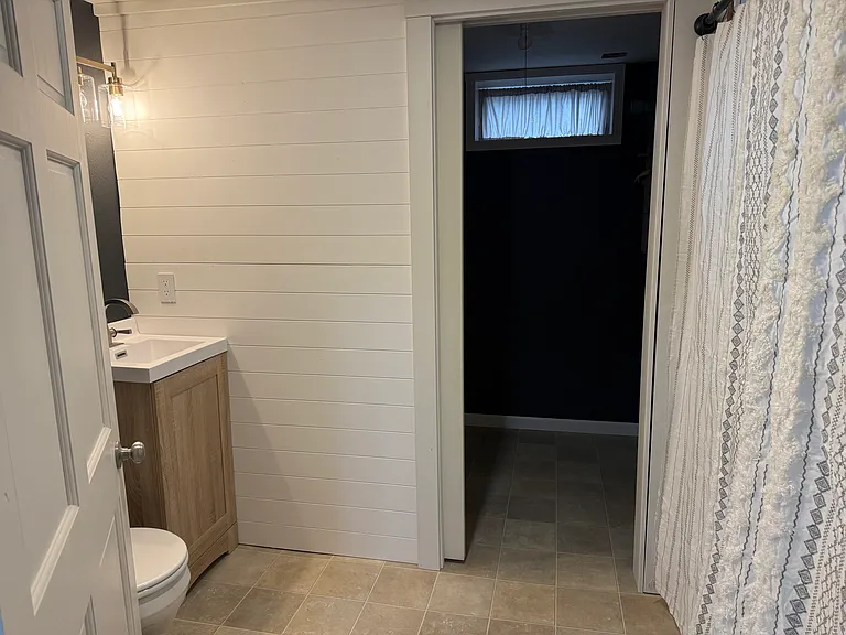 221 E Minnesota St — Photo 13