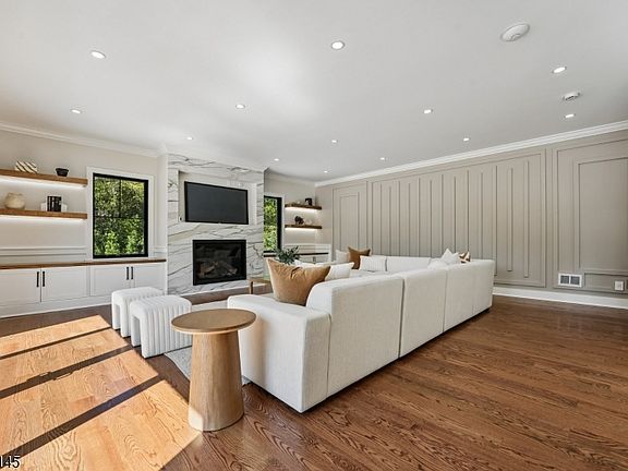 5th image of 9 Blackbirch Rd
