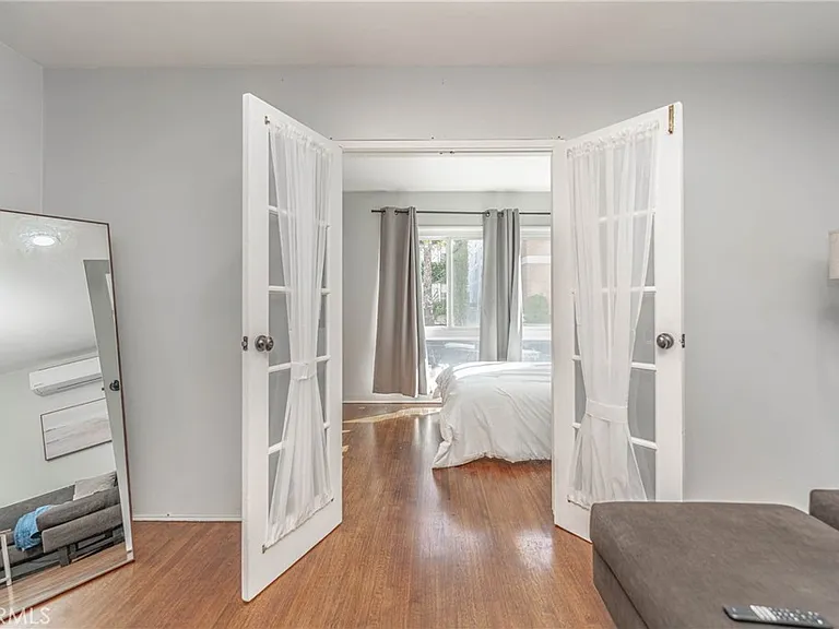 325 Cedar Ave #1 — Photo 14