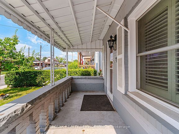3rd image of 25 Hope Ave