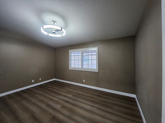 4th image of 2134 Blackberry Cir