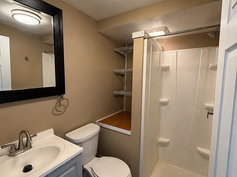 77 N Starr Ave #1 — Photo 12