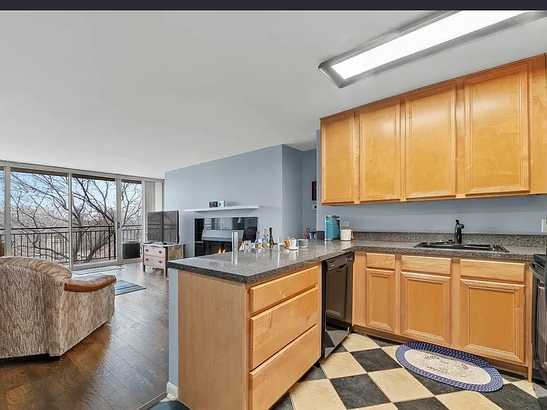 5810 Oakwood Dr #3E — Photo 16