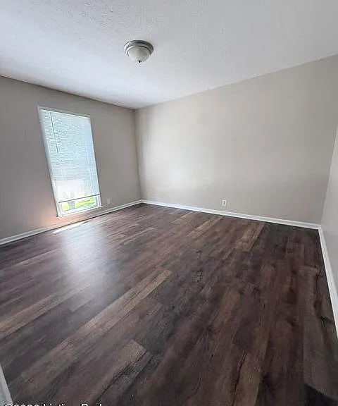 1514 Daverman Dr — Photo 9