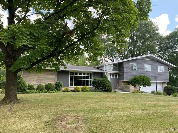 20 Prospect St, Auburn, NY 13021