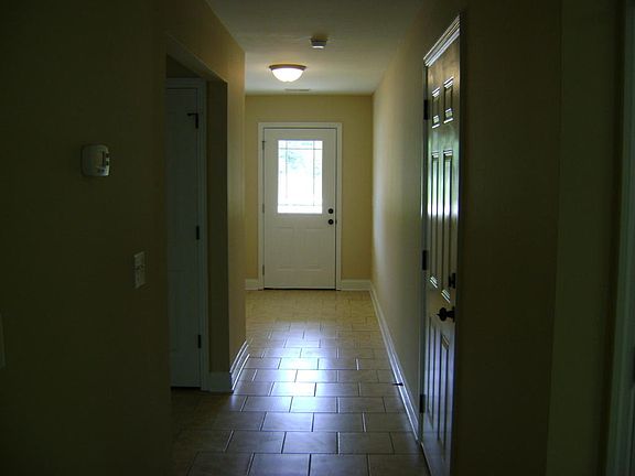 4th image of 1513 Southernwood Dr